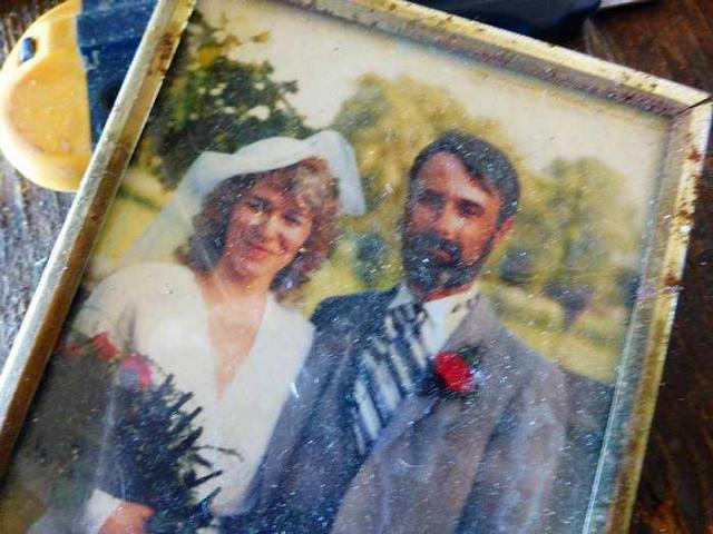 This Guy Stunk photo 4