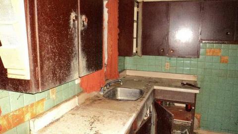 Jesus Pieces photo 3