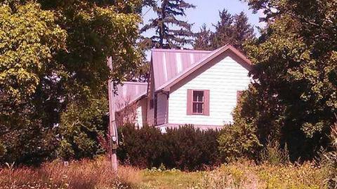 the landing - Cornhuskers-House39.jpg