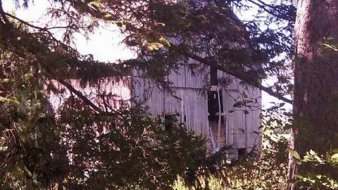 the landing - Cornhuskers-House14.jpg