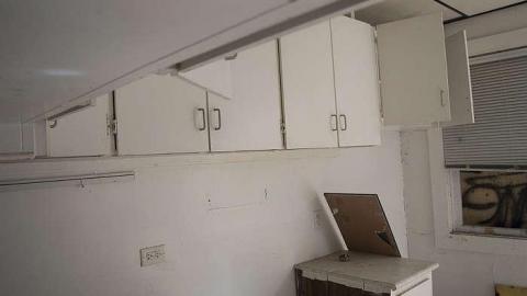 October 2015 - House/Exteriors - y-kitchen1.jpg