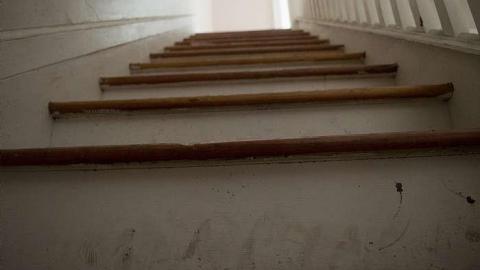 October 2015 - House/Exteriors - k-stairs.jpg