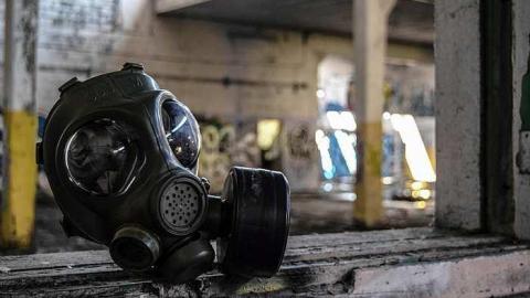 No Place Like Holmes - Holmes-Foundry72.jpg