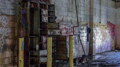 No Place Like Holmes - Holmes-Foundry78.jpg