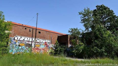 No Place Like Holmes - Holmes-Foundry81.jpg