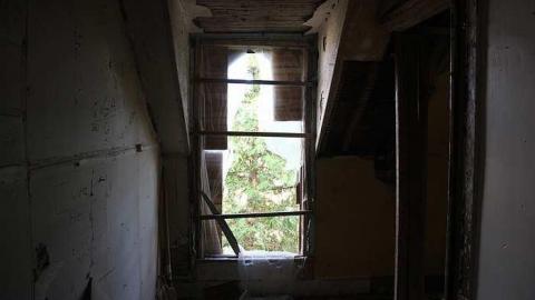 October 25 - House-On-The-Hill39.jpg