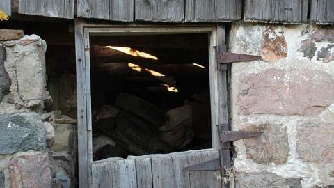 Barn - Barnes--Noble19.jpg