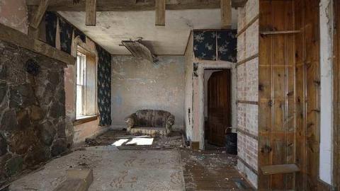 April '15 - u-5.970.jpg