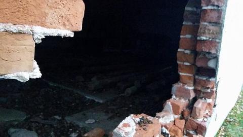 Fergus House and Barn - Fergus-Farmhouse-At-The-Gates7.jpeg