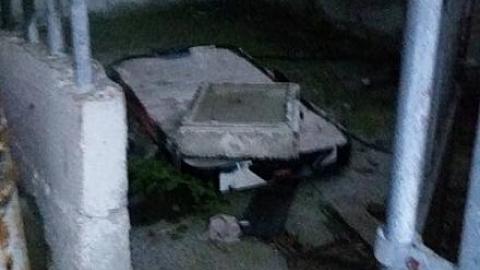 Fergus House and Barn - Fergus-Farmhouse-At-The-Gates10.jpeg