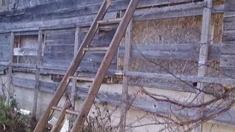 Fergus House and Barn - Fergus-Farmhouse-At-The-Gates13.jpeg