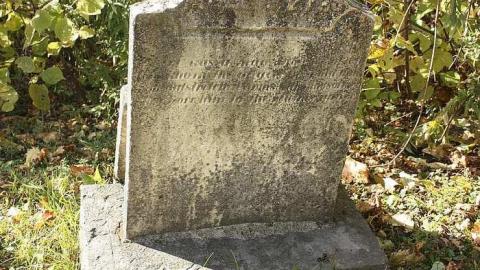 Oct 2015 - Northfield-UC-Cemetery3.jpg