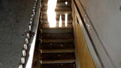 November 2015 - s-house9g.jpg