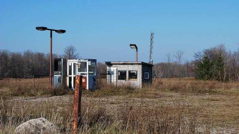 No Gas - Station-is-Closed6.jpg
