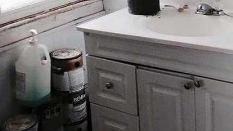 Squatter Heaven - i-8.jpg