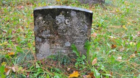 Storey's Cemetery - Storeys-Cemetery10.jpg