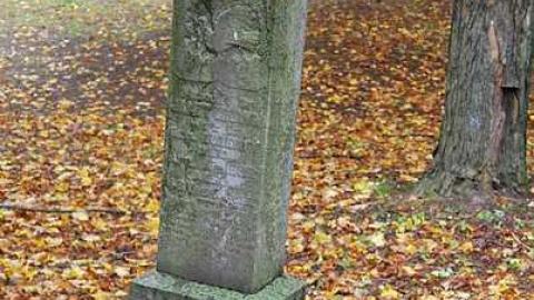 Storey's Cemetery - Storeys-Cemetery11.jpg