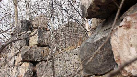 Nov 2015 - Barn-Fort8.jpg