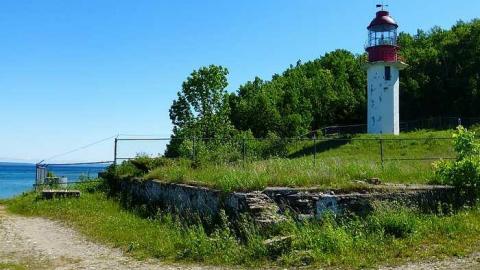 Croker - Cape-Lighthouse5.jpg