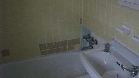 Anyone for the Dentist? - Abandoned-Dentist-Office3.jpg