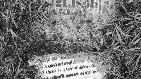 Franklin  - Franklin-Pioneer-Cemetery43.jpg