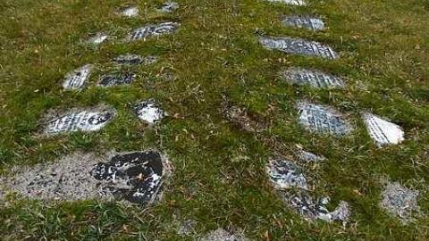 Franklin  - Franklin-Pioneer-Cemetery48.jpg