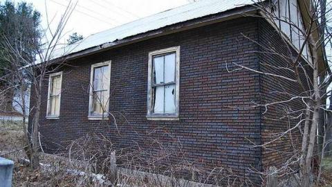 Rugby - Rugby-graveyard29.jpg