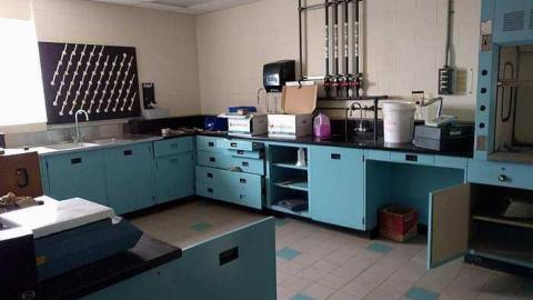 December 2015 - Some-Assembly-Required8.jpg