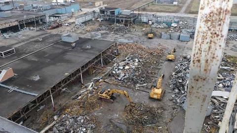 December 2015 - Some-Assembly-Required21.jpg