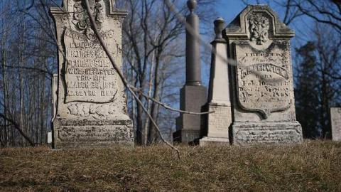 Cashel Cemetery - Cashel-Cemetery25.jpg
