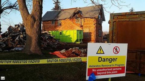 Enemy At The Gates - Fergus-Farmhouse-At-The-Gates26.jpg