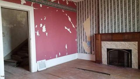 Enemy At The Gates - Fergus-Farmhouse-At-The-Gates24.jpg