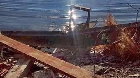 Bakelite ruins of a wastland - Journey-To-BakeLite19.jpg