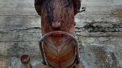 Bakelite ruins of a wastland - Journey-To-BakeLite9.jpg