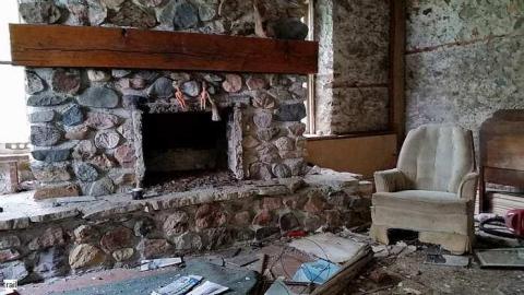 June 2015 - Beautiful-Stone-House54.jpg