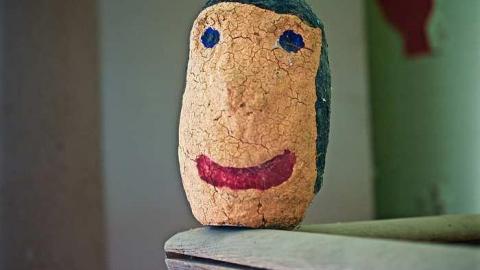 Aug 2014 - 80s-Porn-House54.jpg