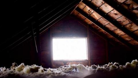 Aug 2014 - 80s-Porn-House46.jpg