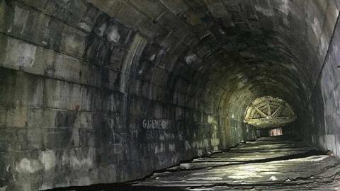 2015 Fall Visit - Blue-Ghost-Tunnel--Merritton30.jpg