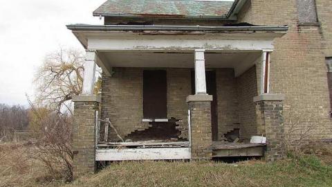 No Upstairs pics - Reuben-Heise-House11.jpg