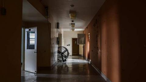 Unexpected Entry - DSC_0290.jpg