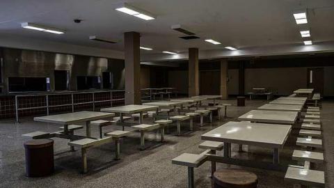 Unexpected Entry - DSC_0312.jpg