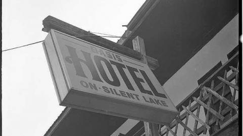 Oasis Hotel on Silent Lake photo 4