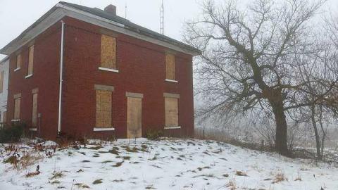 In the Fog - Latched-Into-Darkness151.jpg