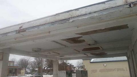 Service Station- January 2016 - Shickluna-SS8.jpg