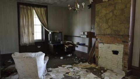 Aug 2015 - 9.794.jpg