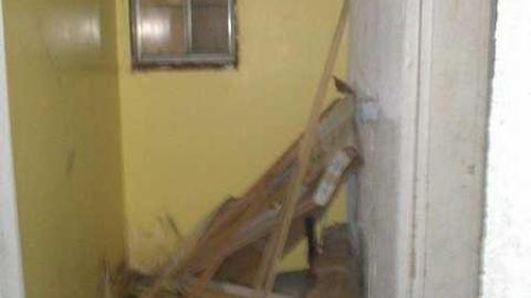 Wartime Row Houses - entrance2.jpg