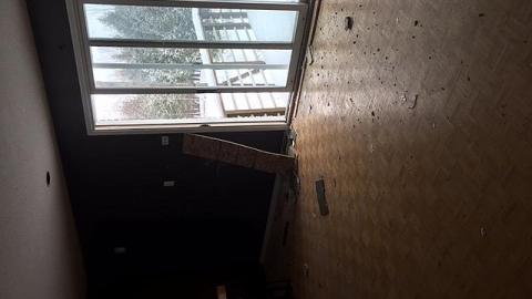 Inside  - 407-extension-leskard5.jpeg