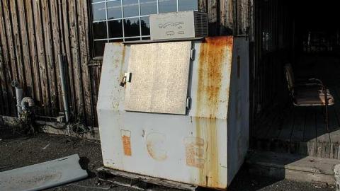 August 2015 - Busy-Bee-Restaurant-Nairn5.jpg