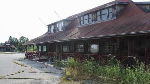 August 2015 - Busy-Bee-Restaurant-Nairn8.jpg