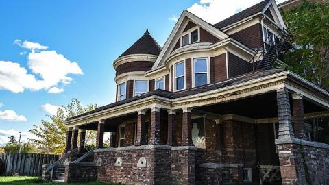 No-man's House - The-Snowmans-House18.jpg